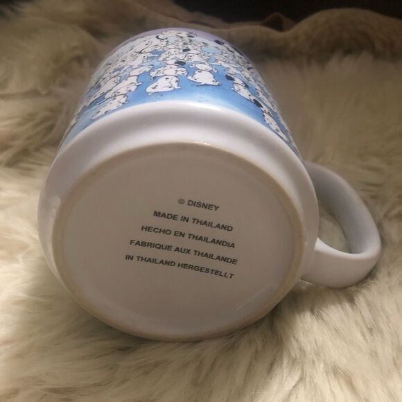 Disneyland Pongo, Perdita, and Their 101 Pups Mug - Picture 4 of 5